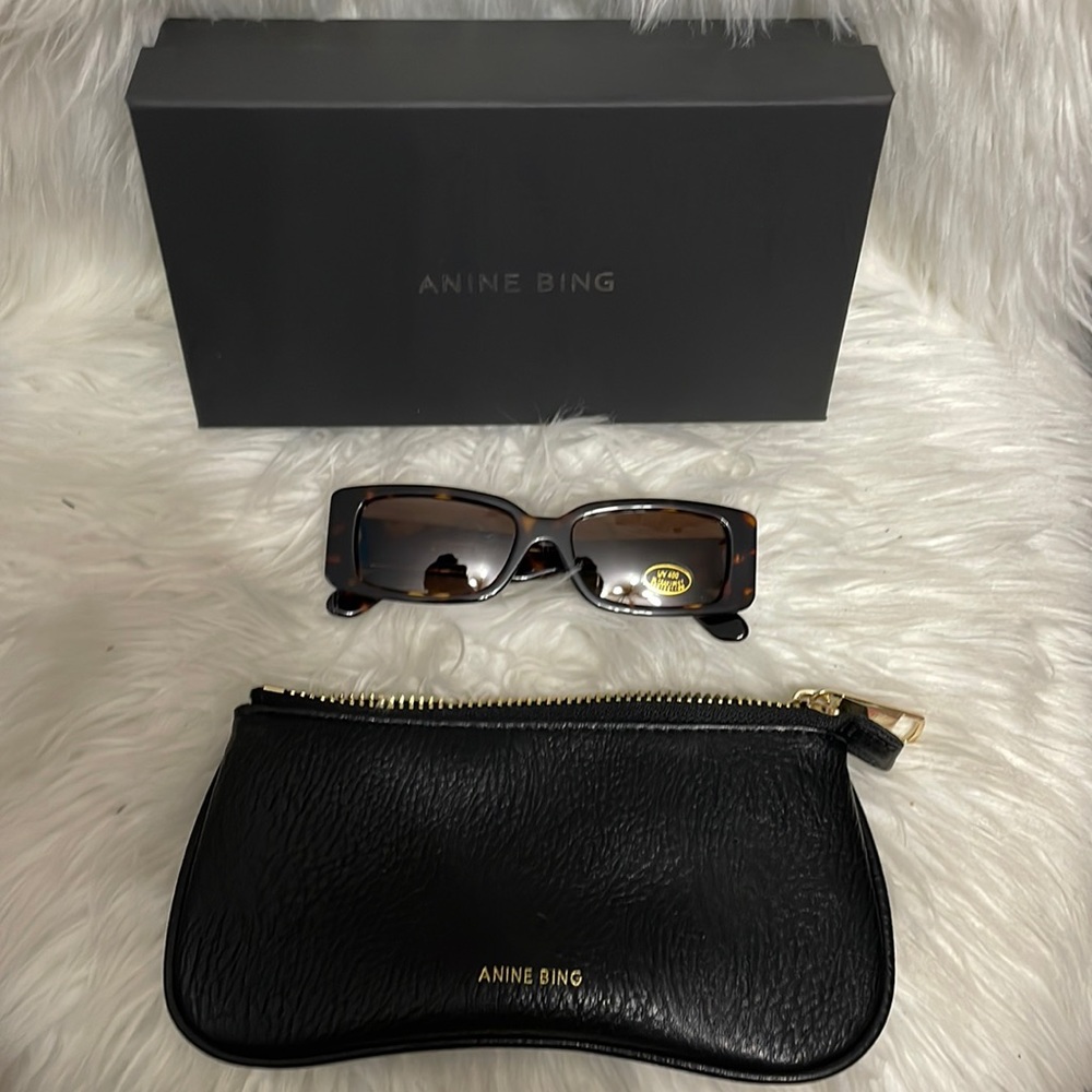Anine Bing sun glasses